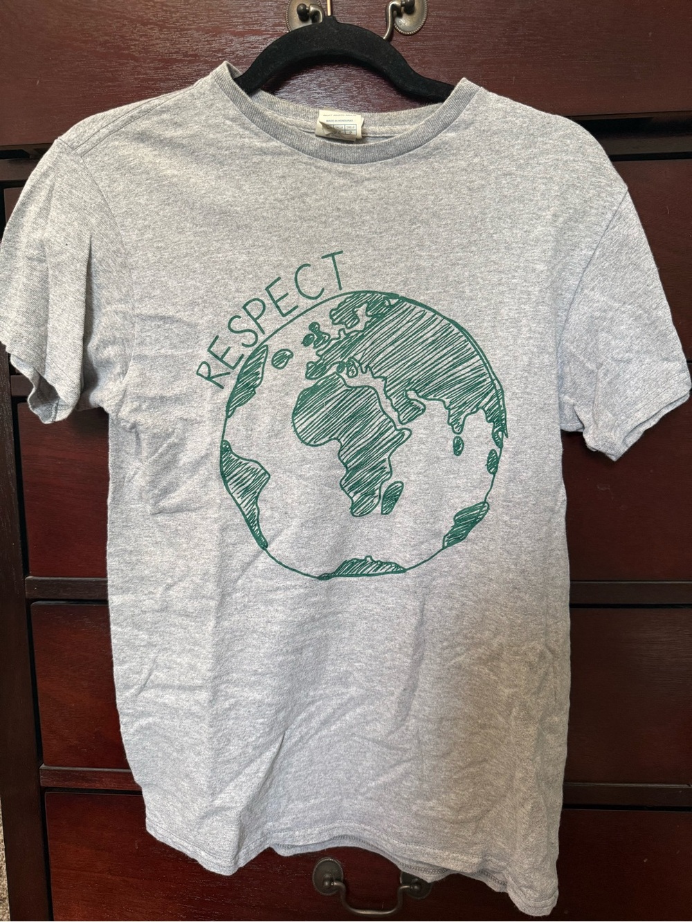 Delta Gray Short-Sleeve Tee with Green Globe Print